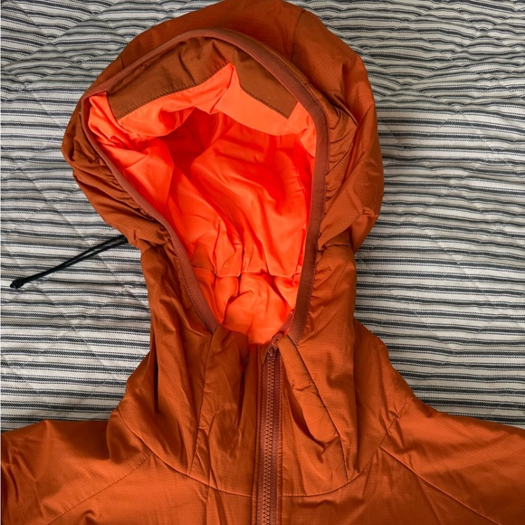 Arc'teryx Atom Hoody Jacket Fika Womens XS - Picture 3 of 7